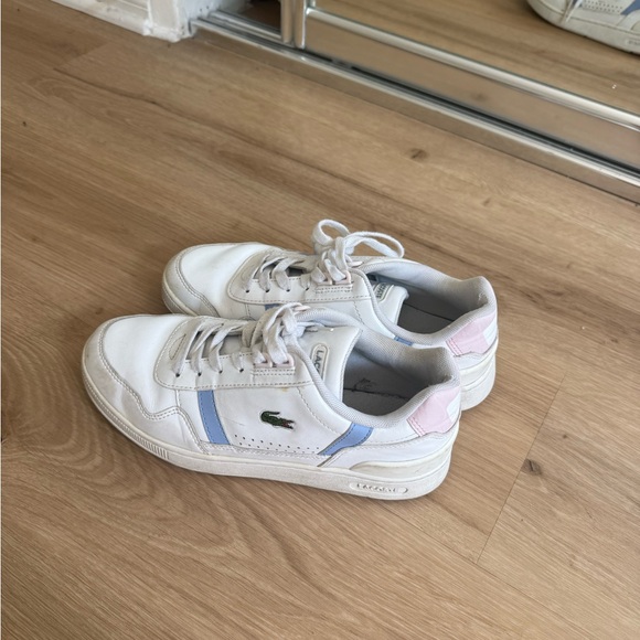 Lacoste Sneakers in White with Blue and Pink Accents - Picture 3 of 4
